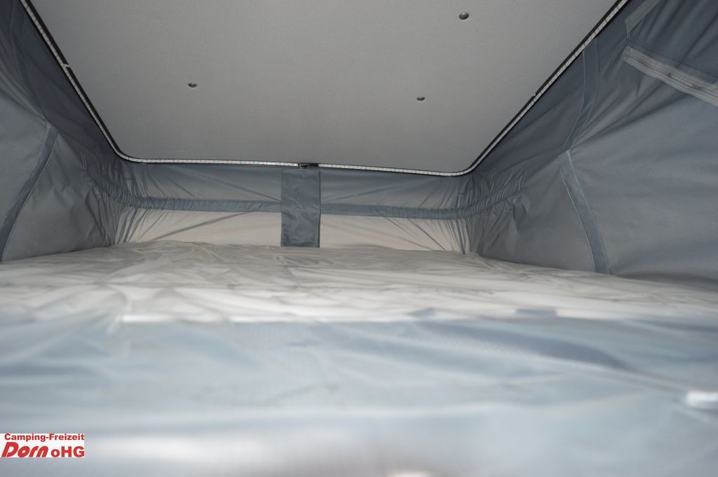 Нови Кемпер ван Knaus BoxStar 600 Street 60 Years Aufstelldach Komfort Knaus BoxStar 600 Street 60 Years Aufstelldach Komfort: снимка 26