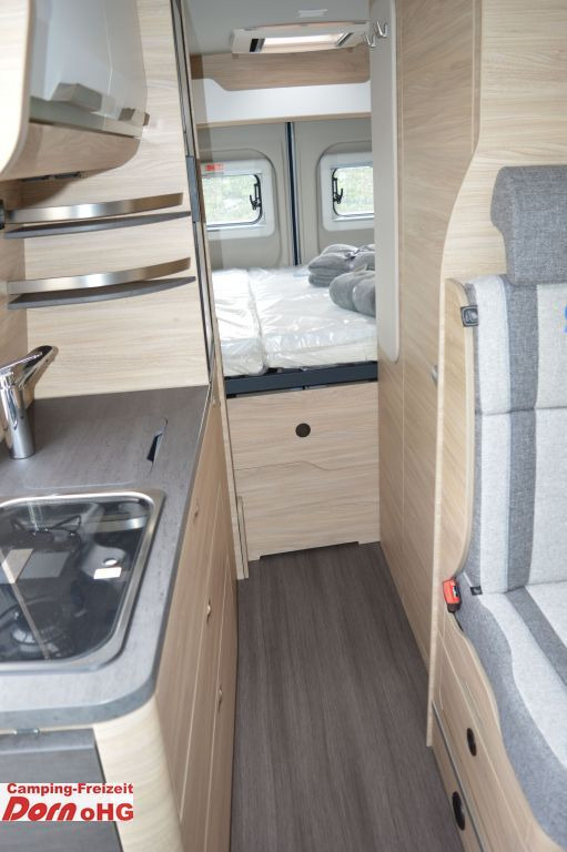 Нови Кемпер ван Knaus BoxStar 600 Street 60 Years Aufstelldach Komfort Knaus BoxStar 600 Street 60 Years Aufstelldach Komfort: снимка 11