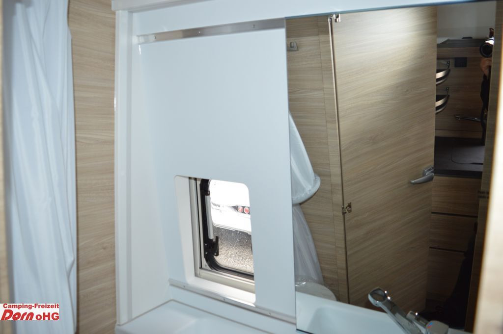 Нови Кемпер ван Knaus BoxStar 600 Street 60 Years Aufstelldach Komfort Knaus BoxStar 600 Street 60 Years Aufstelldach Komfort: снимка 23