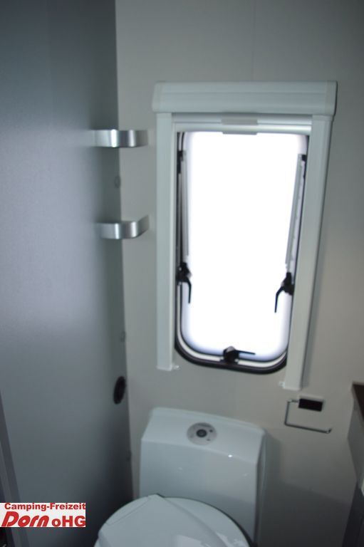 Каравана Knaus Sport&Fun 480 QL Black Selection Dachklima: снимка 15