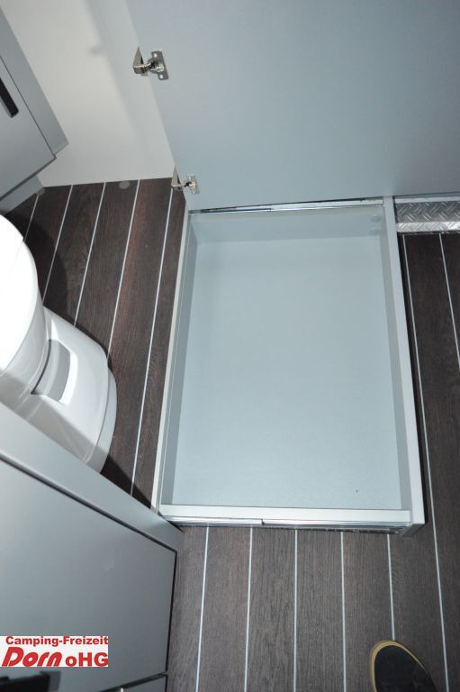 Каравана Knaus Sport&Fun 480 QL Black Selection Dachklima: снимка 17