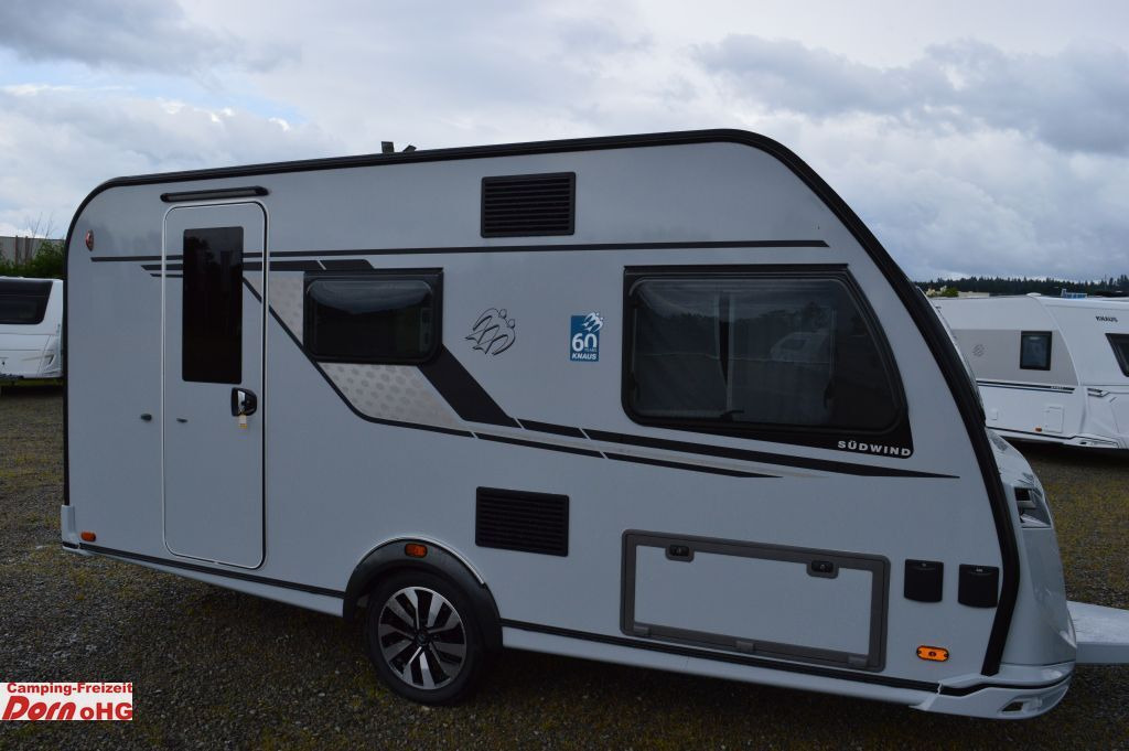 Knaus Südwind 420 QD 60 YEARS Kühlschrank 142l - Каравана: снимка 1 Knaus Südwind 420 QD 60 YEARS Kühlschrank 142l - Каравана: снимка 1