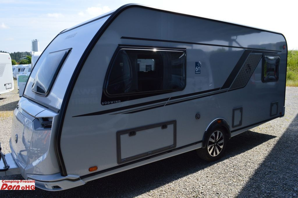 Knaus Südwind 500 EU 60 Years Dachklima - Каравана: снимка 5 Knaus Südwind 500 EU 60 Years Dachklima - Каравана: снимка 5