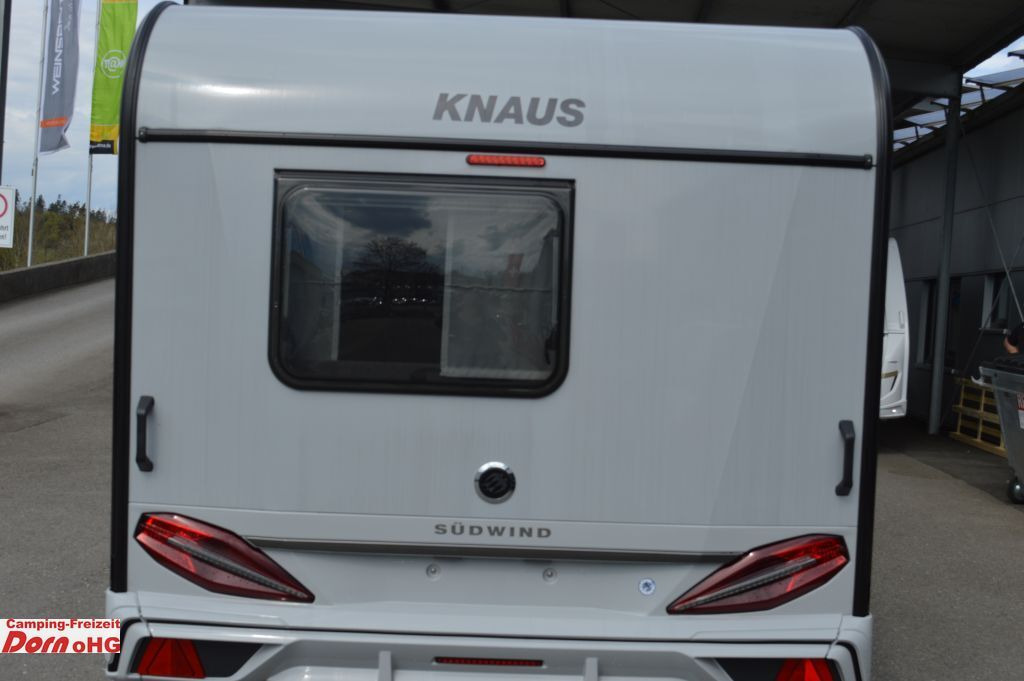 Knaus Südwind 500 UF 60 YEARS Alde Warmwasserheizung - Каравана: снимка 3 Knaus Südwind 500 UF 60 YEARS Alde Warmwasserheizung - Каравана: снимка 3