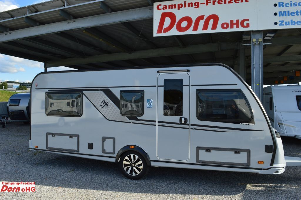 Knaus Südwind 540 UE 60 YEARS Elektrische Fußbodenerwä - Каравана: снимка 1 Knaus Südwind 540 UE 60 YEARS Elektrische Fußbodenerwä - Каравана: снимка 1