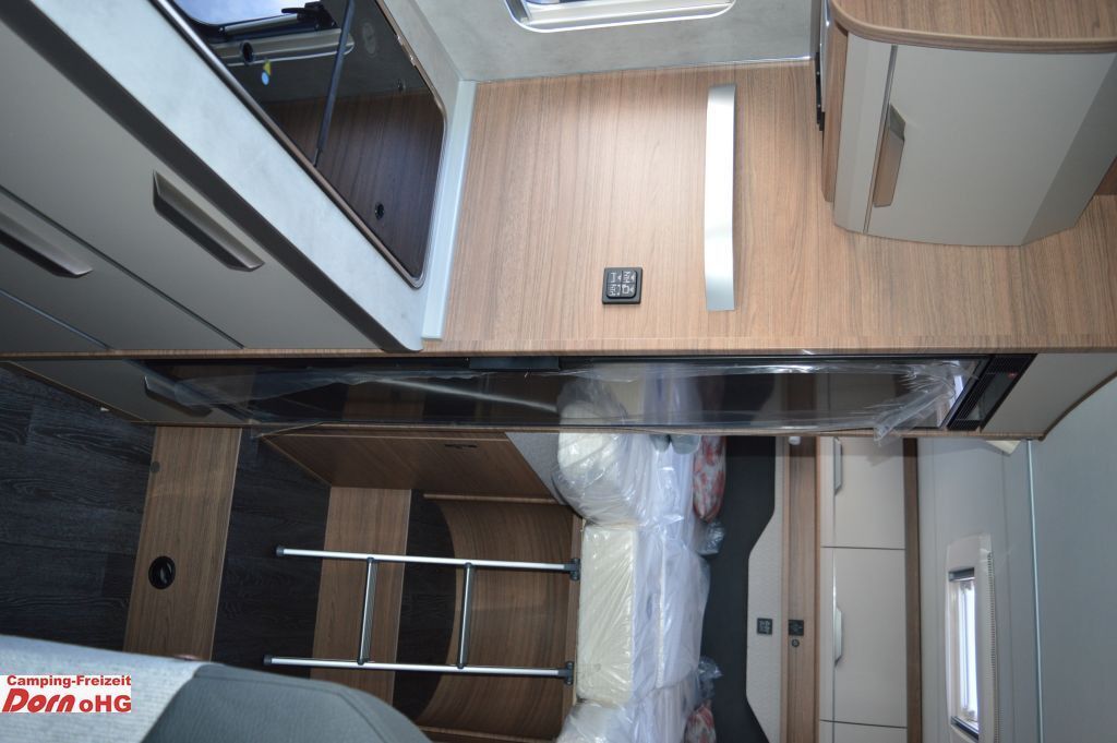 Нови Полуинтегриран кемпер Knaus VAN WAVE 640 MEG VANSATION 163 PS/Schalter/4 Per: снимка 20
