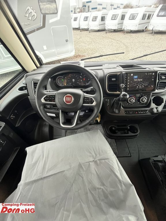 Нови Интегриран кемпер Weinsberg CaraCore 650 MEG Automatik/180PS 2024: снимка 11