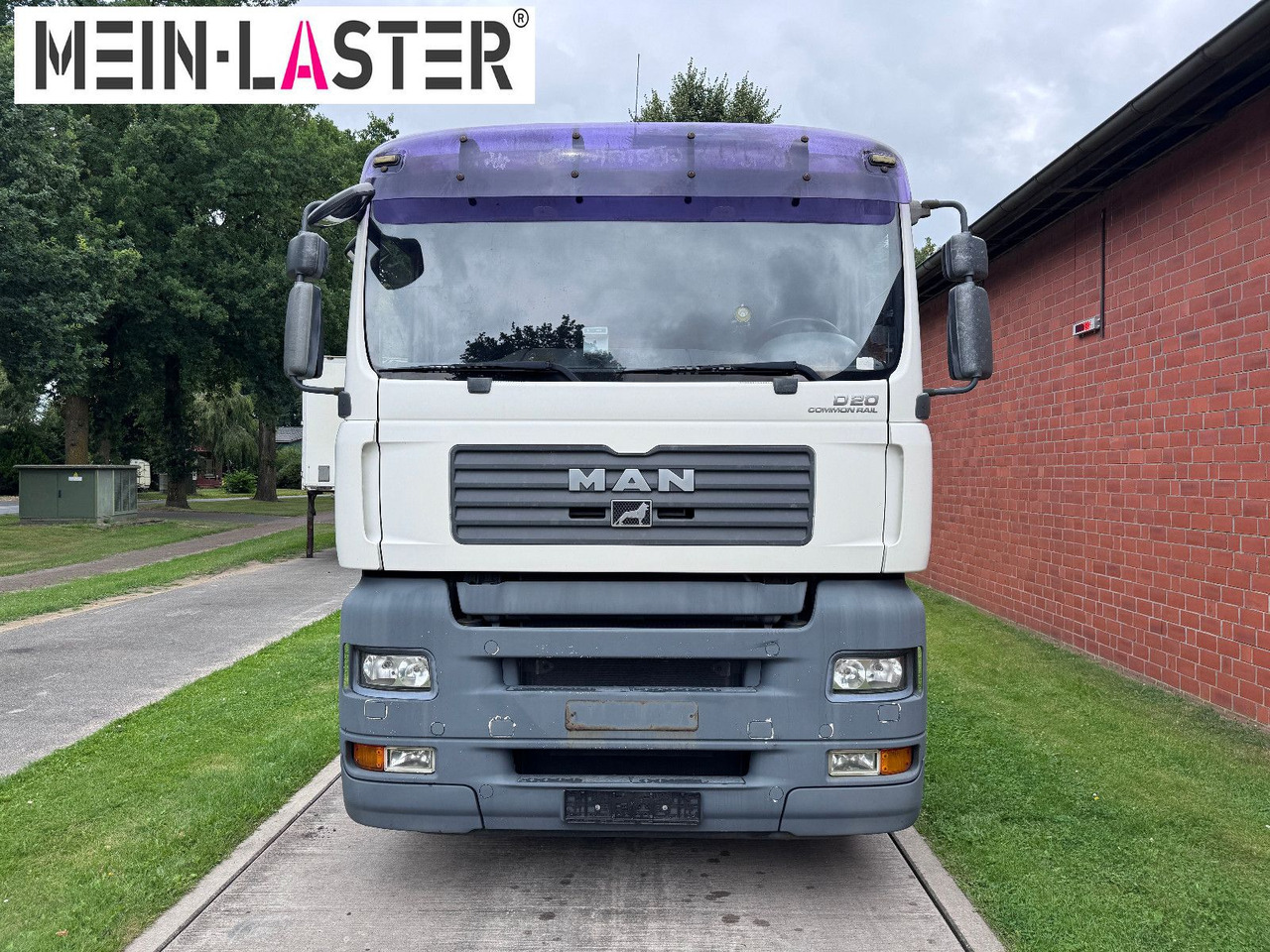 Камион фургон MAN TGA 18.350 BDF  5 Sitzer Klima nur 209.380 km: снимка 8