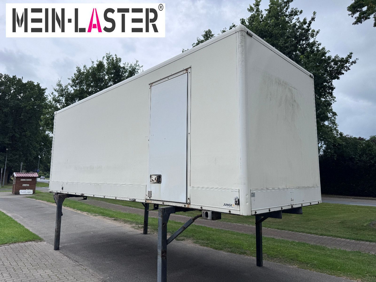 Камион фургон MAN TGA 18.350 BDF  5 Sitzer Klima nur 209.380 km: снимка 18