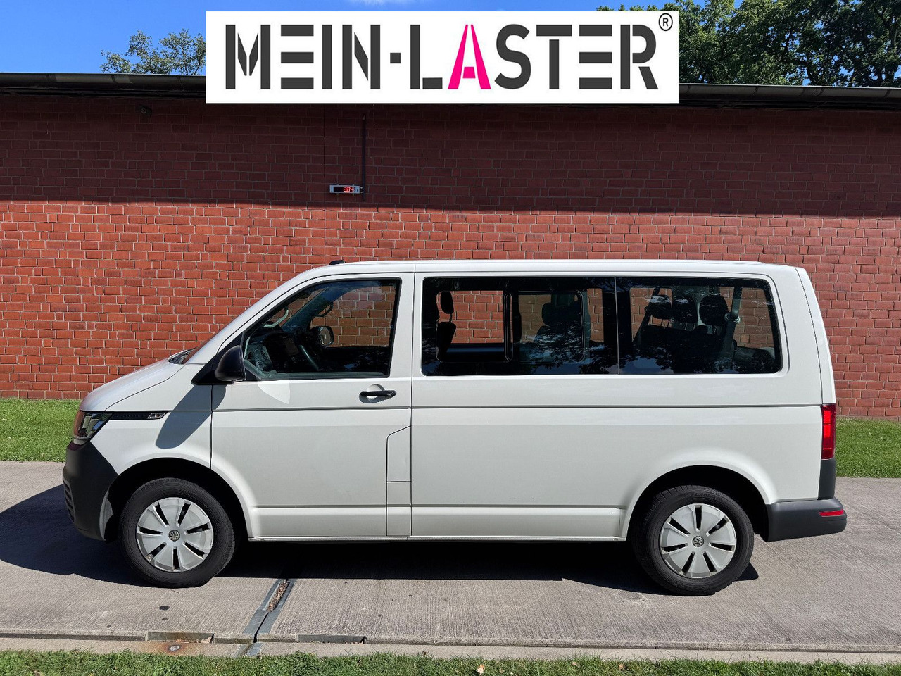 Volkswagen T6 2.0 tdi Standheizung Navigation AHK TÜV 5/27 - Пътнически бус: снимка 4 Volkswagen T6 2.0 tdi Standheizung Navigation AHK TÜV 5/27 - Пътнически бус: снимка 4
