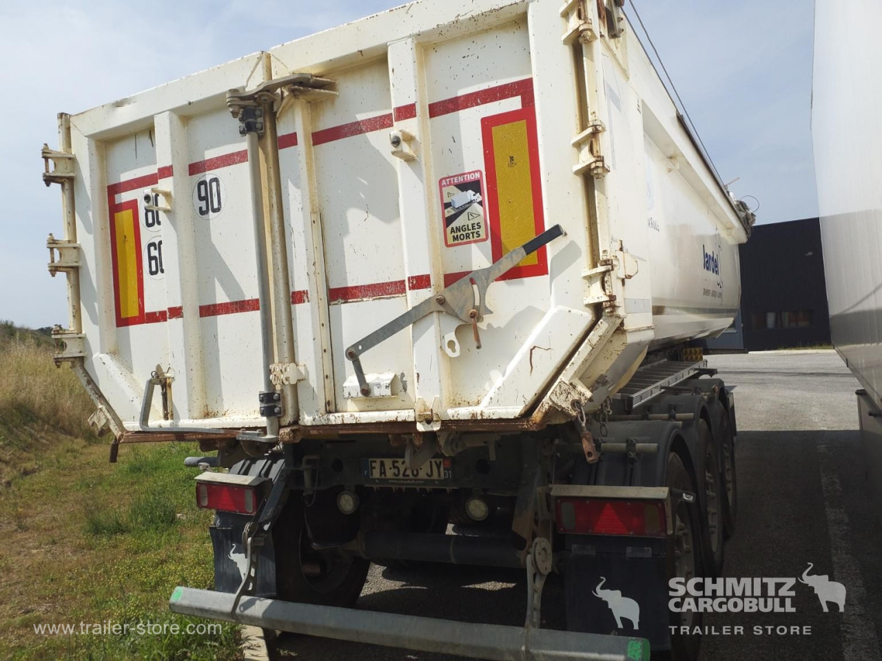 SCHMITZ Tipper Steel half pipe body 26m³ - Самосвал полуремарке: снимка 4 SCHMITZ Tipper Steel half pipe body 26m³ - Самосвал полуремарке: снимка 4