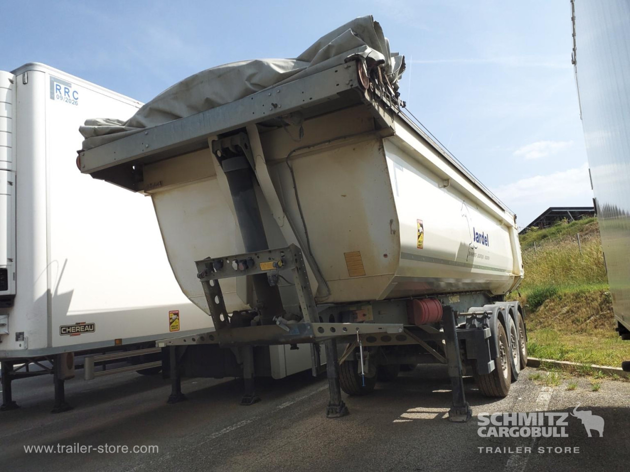 SCHMITZ Tipper Steel half pipe body 26m³ - Самосвал полуремарке: снимка 3 SCHMITZ Tipper Steel half pipe body 26m³ - Самосвал полуремарке: снимка 3