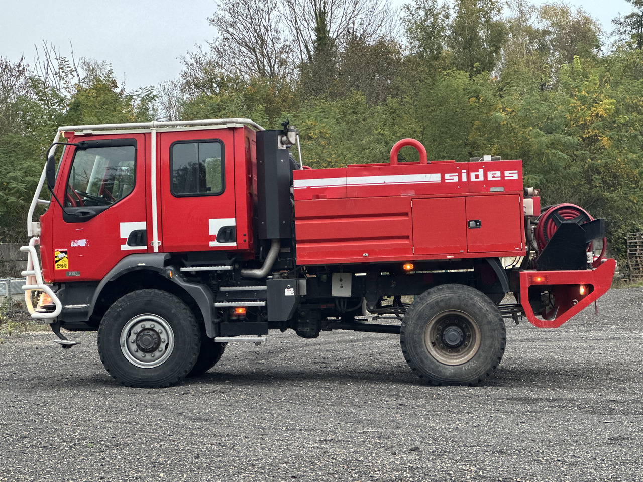 RENAULT Midlum 220 4x4 - Пожарна кола: снимка 3 RENAULT Midlum 220 4x4 - Пожарна кола: снимка 3