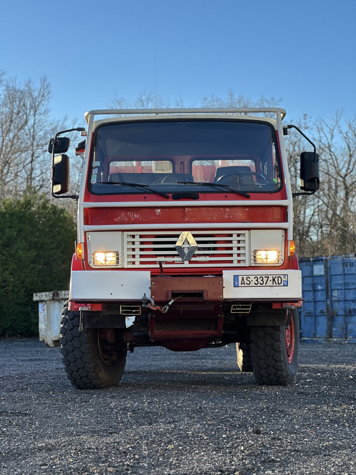 Renault M 210 - Пожарна кола: снимка 5 Renault M 210 - Пожарна кола: снимка 5