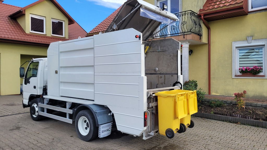 Isuzu MYJKA N-Series Container washer laveuse lavacassonetti - Боклукчийска кола: снимка 1 Isuzu MYJKA N-Series Container washer laveuse lavacassonetti - Боклукчийска кола: снимка 1
