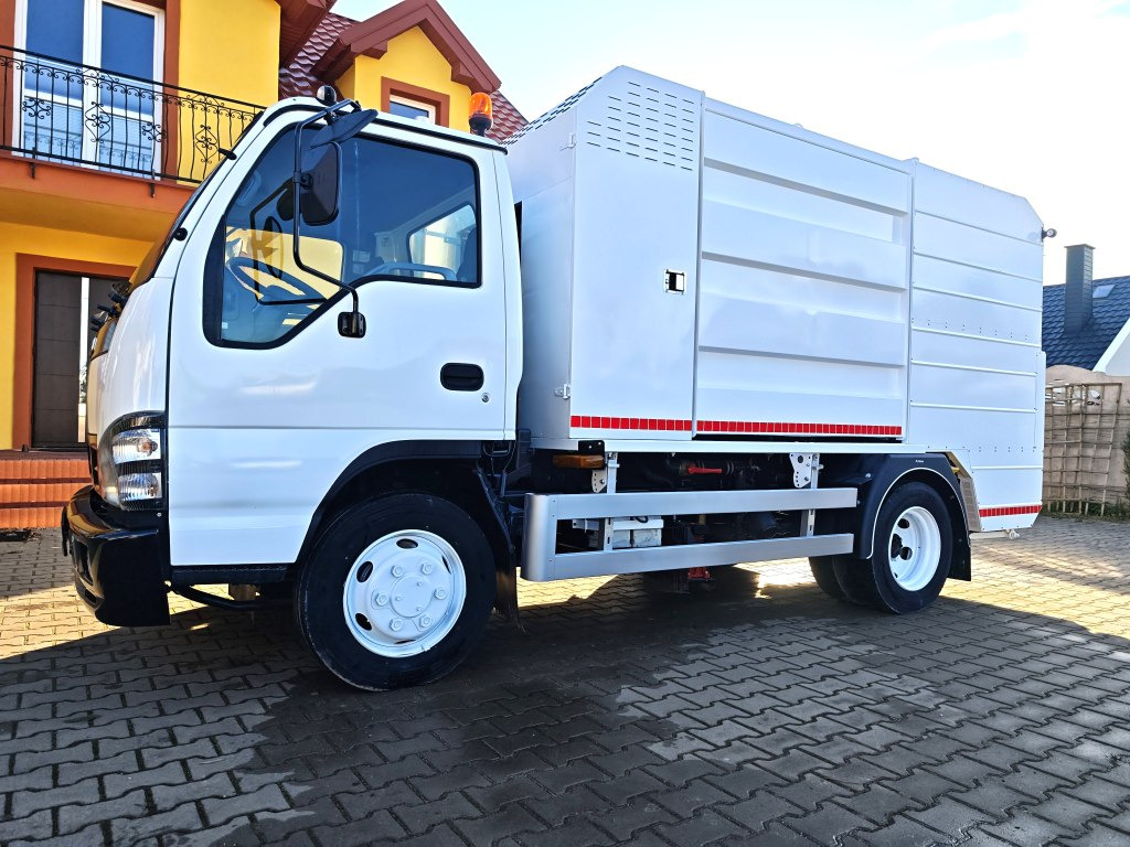 Isuzu Small CONTAINER WASHER Containerreiniger - FARID - Боклукчийска кола: снимка 3 Isuzu Small CONTAINER WASHER Containerreiniger - FARID - Боклукчийска кола: снимка 3