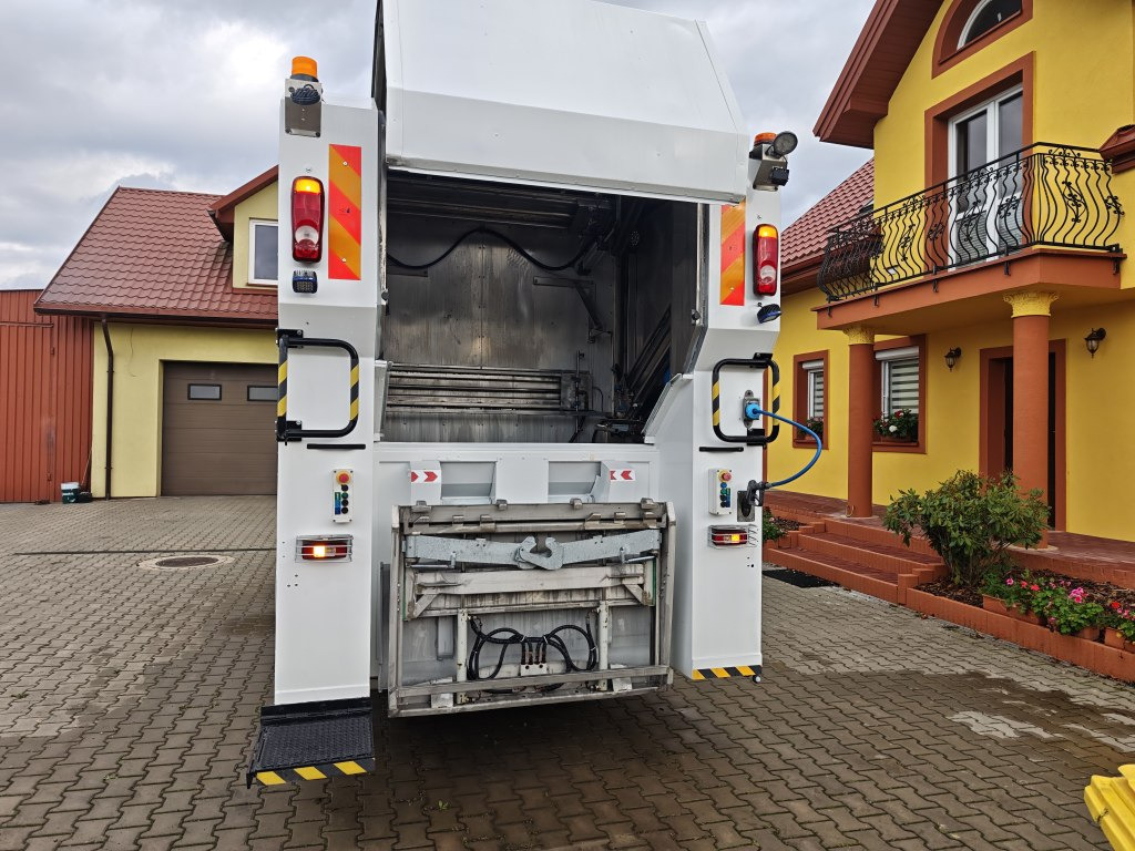 Боклукчийска кола Renault Midlum 270dxi Myjka Container washer TECME: снимка 9