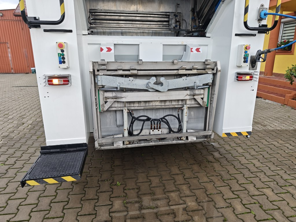 Боклукчийска кола Renault Midlum 270dxi Myjka Container washer TECME: снимка 10