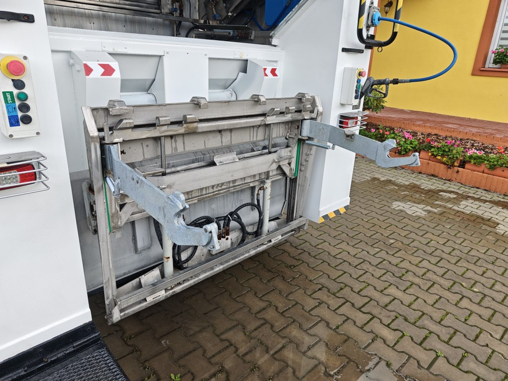 Боклукчийска кола Renault Midlum 270dxi Myjka Container washer TECME: снимка 11