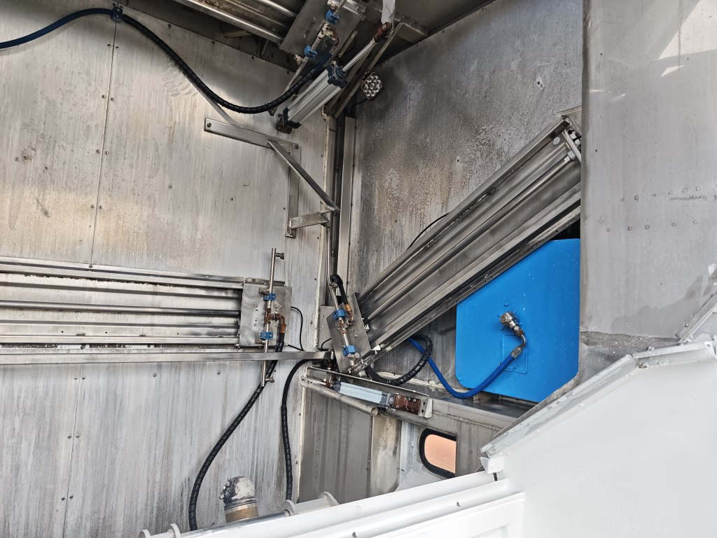 Боклукчийска кола Renault Midlum 270dxi Myjka Container washer TECME: снимка 19