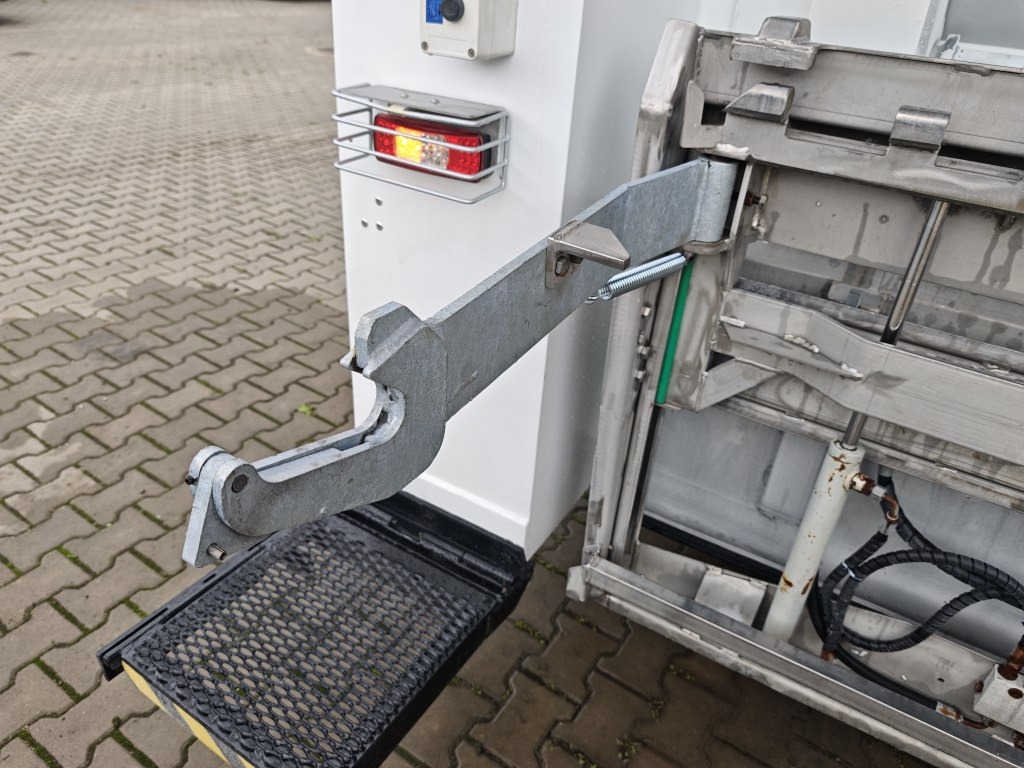 Боклукчийска кола Renault Midlum 270dxi Myjka Container washer TECME: снимка 13