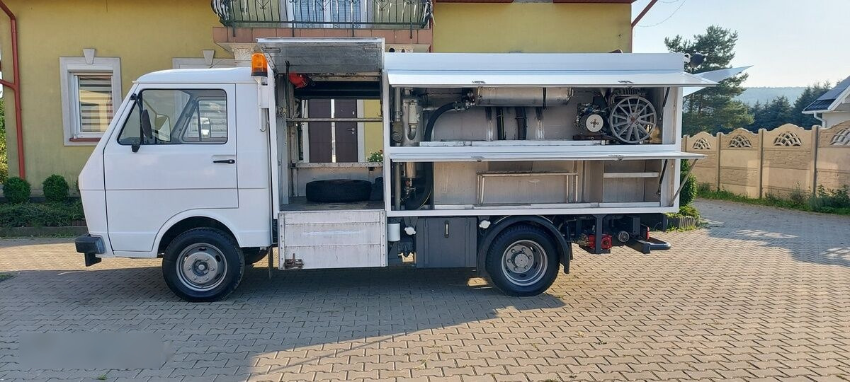 Volkswagen LT55 COMBI HYDRO OIL ADR INOX - Каналопочистваща машина: снимка 4 Volkswagen LT55 COMBI HYDRO OIL ADR INOX - Каналопочистваща машина: снимка 4