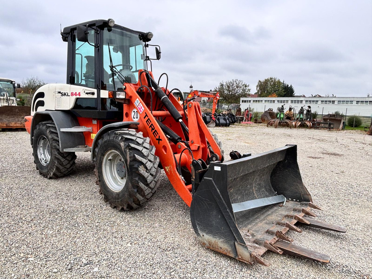 TEREX TL 100 - Колесен товарач: снимка 2 TEREX TL 100 - Колесен товарач: снимка 2
