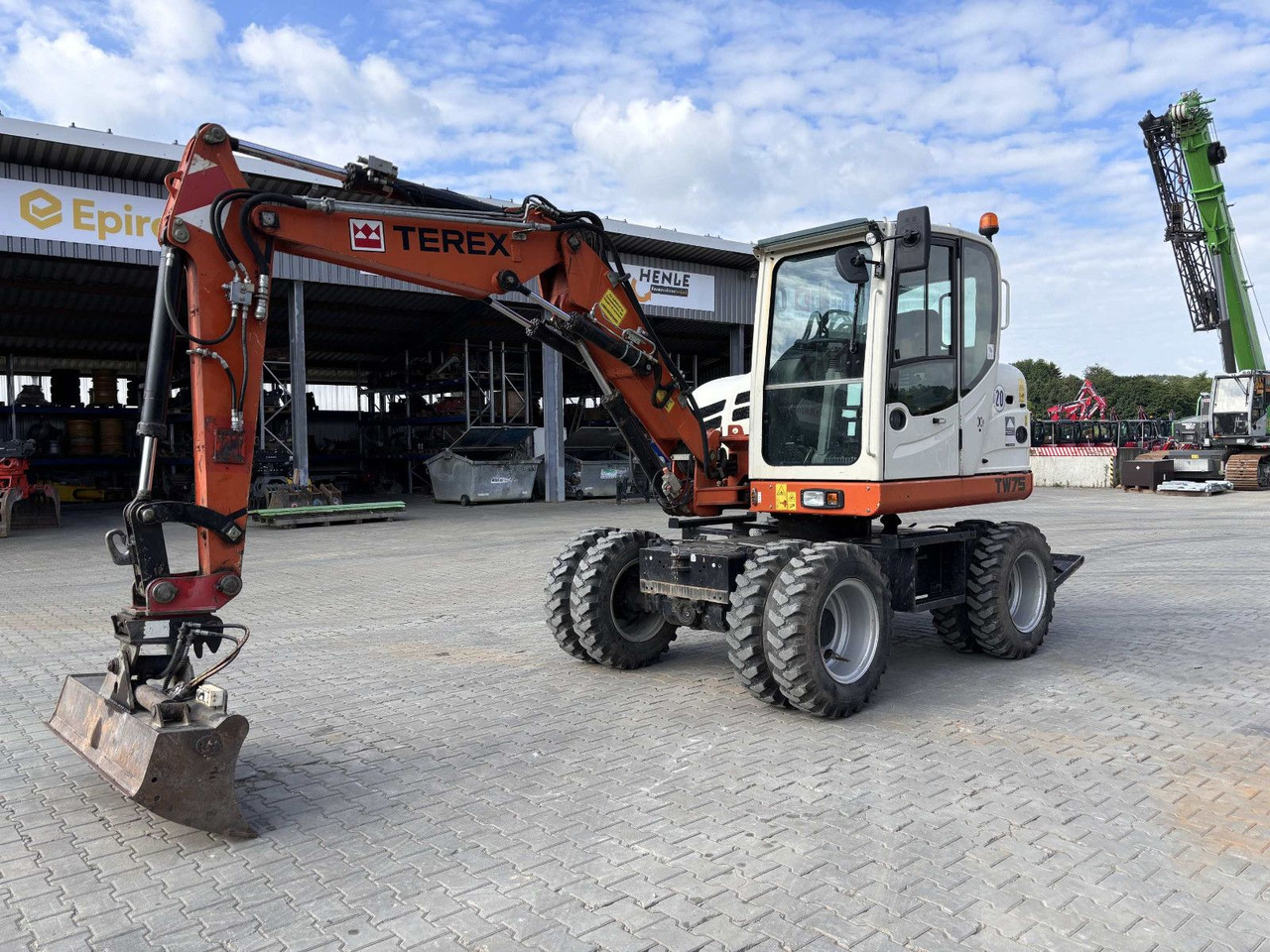 Terex TW 75 - Колесен багер: снимка 1 Terex TW 75 - Колесен багер: снимка 1