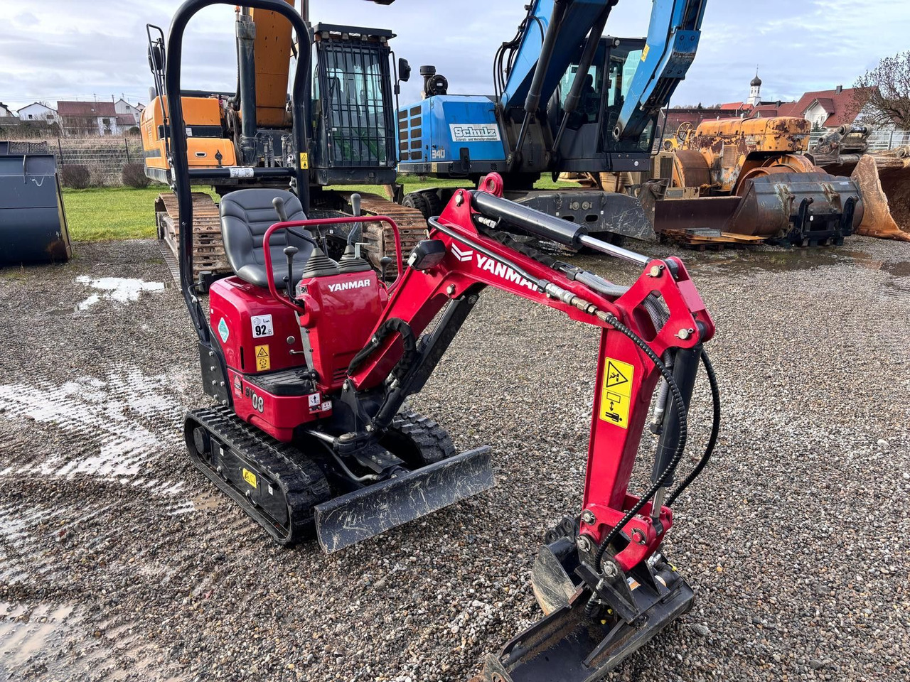 Yanmar SV08 - Мини багер: снимка 3 Yanmar SV08 - Мини багер: снимка 3