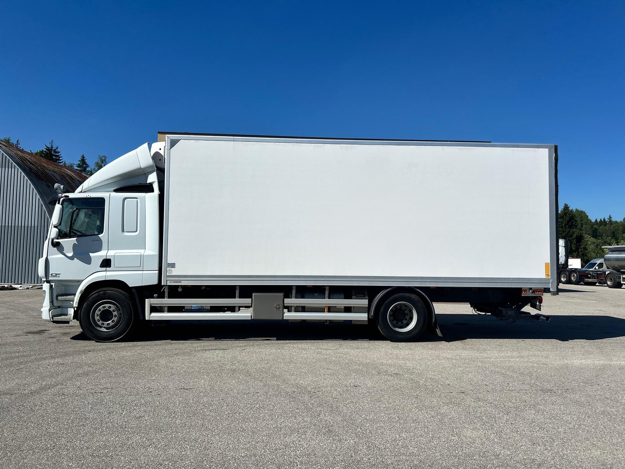 DAF CF330 - Рефрижератор камион: снимка 4 DAF CF330 - Рефрижератор камион: снимка 4