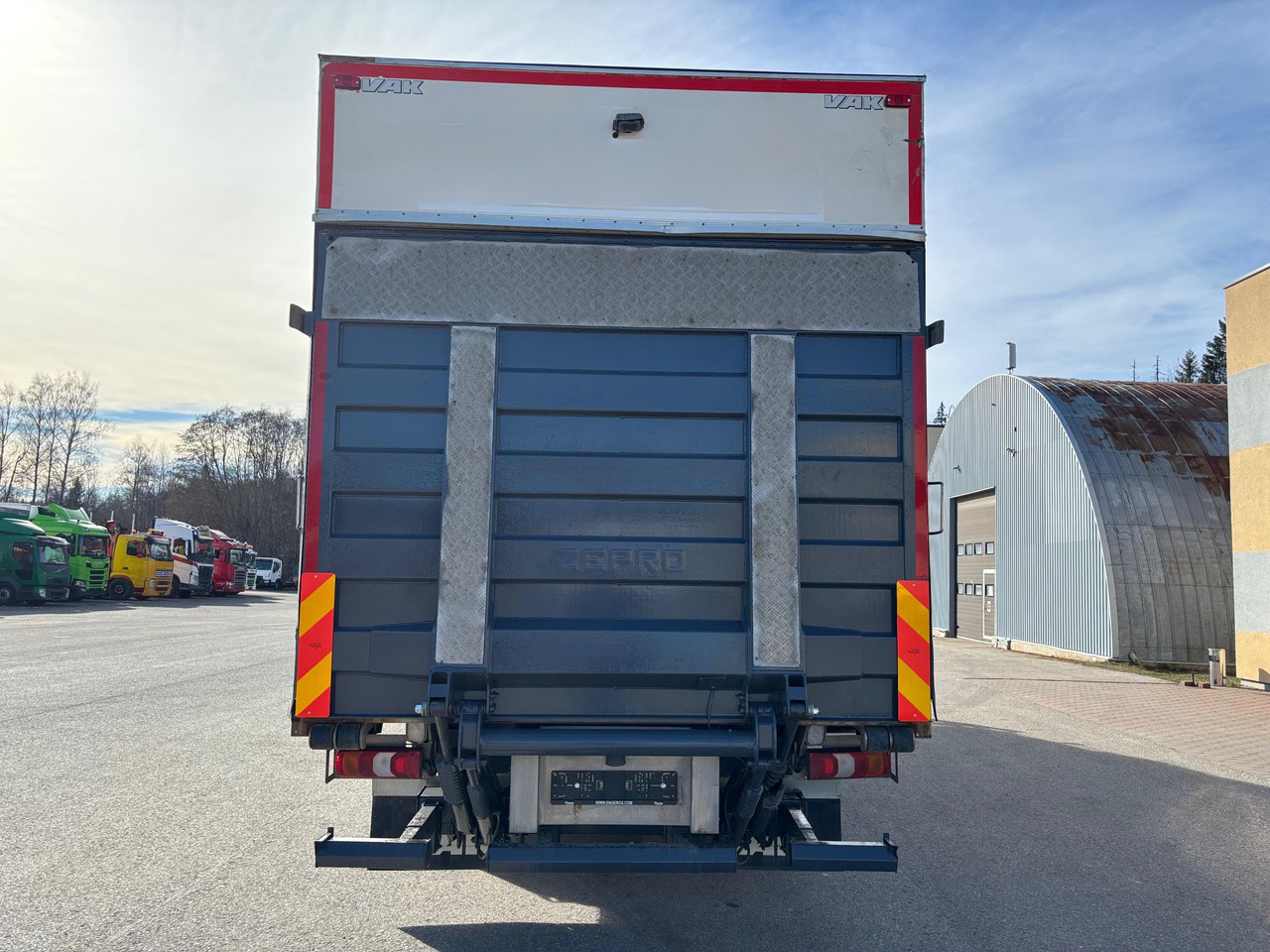 MERCEDES-BENZ ACTROS 2540 - Камион фургон: снимка 5 MERCEDES-BENZ ACTROS 2540 - Камион фургон: снимка 5