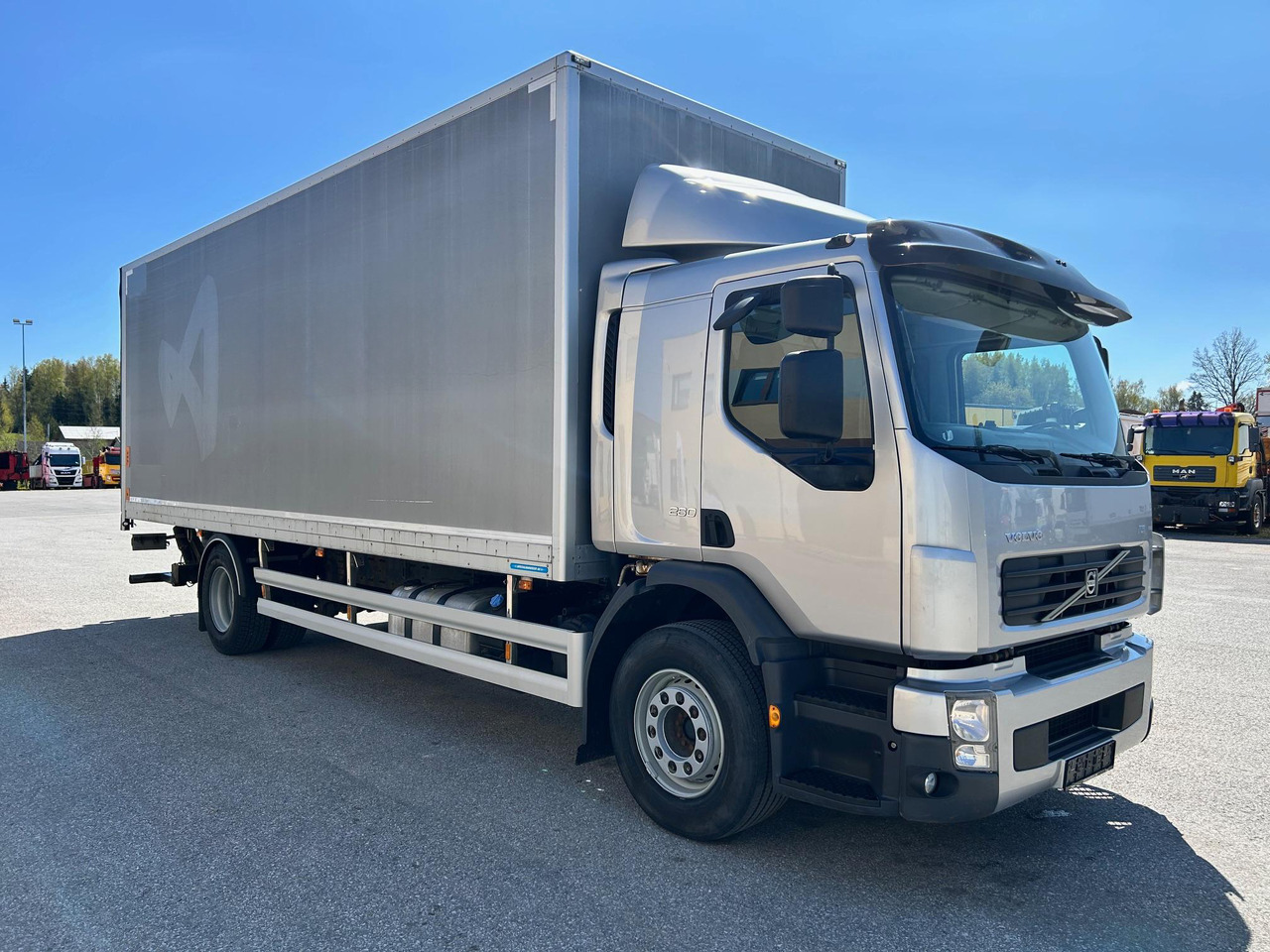 VOLVO FE260 - Камион фургон: снимка 1 VOLVO FE260 - Камион фургон: снимка 1