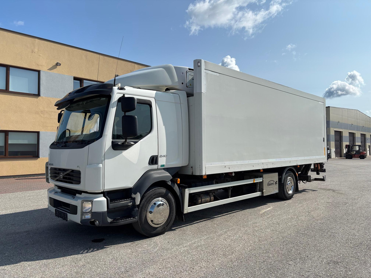 VOLVO FL240 - Рефрижератор камион: снимка 3 VOLVO FL240 - Рефрижератор камион: снимка 3