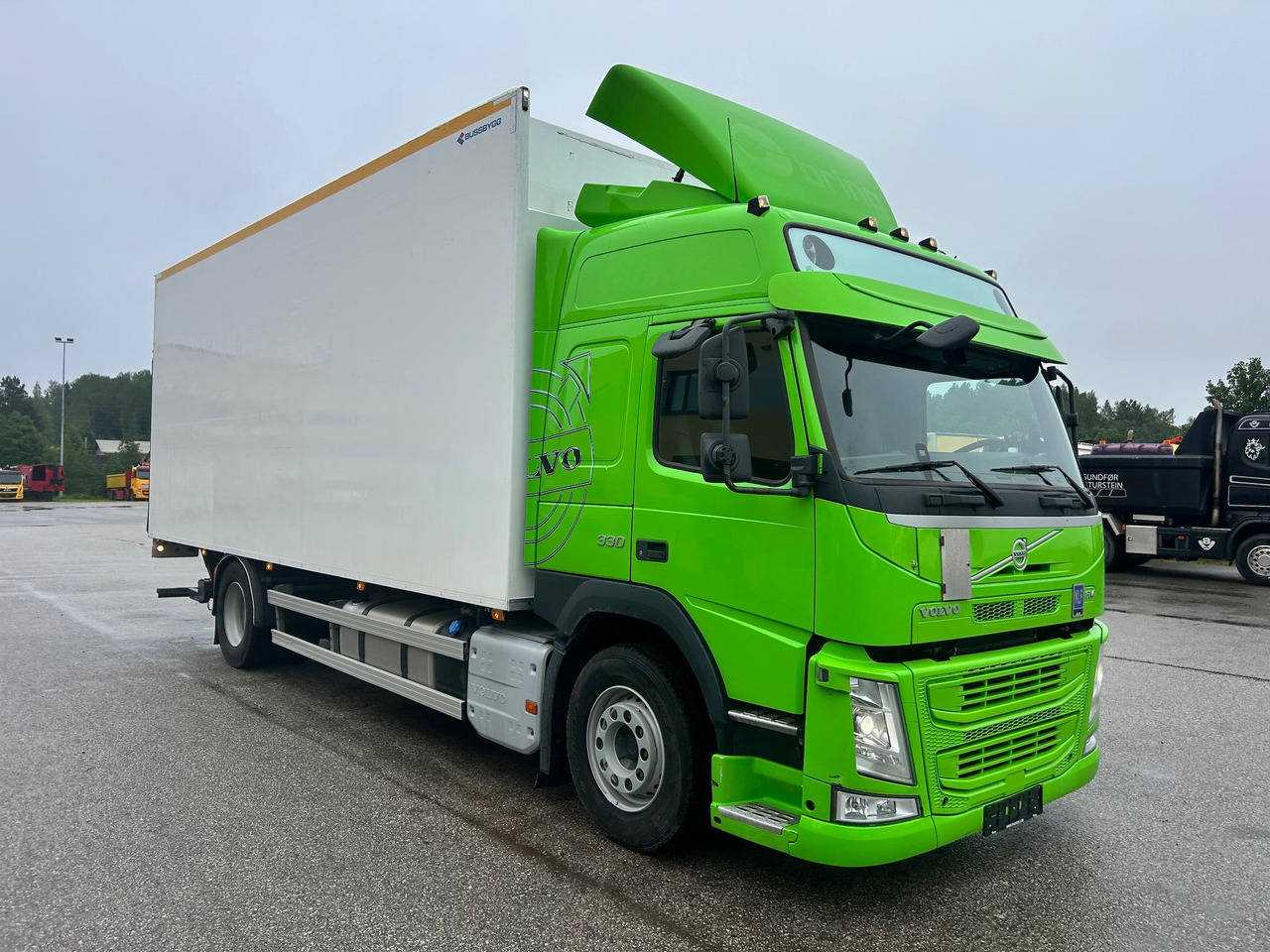 VOLVO FM330 - Камион фургон: снимка 1 VOLVO FM330 - Камион фургон: снимка 1