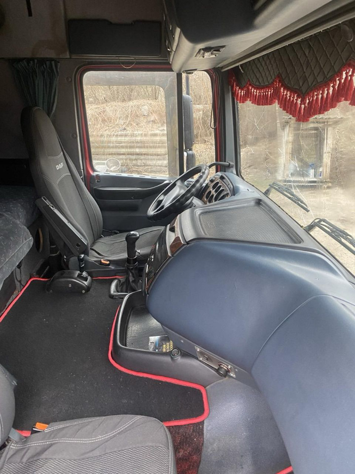 DAF 95XF380 - Влекач: снимка 4 DAF 95XF380 - Влекач: снимка 4