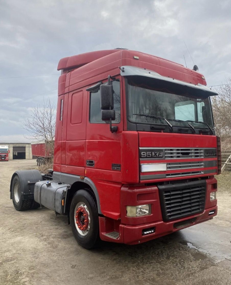DAF 95XF380 - Влекач: снимка 1 DAF 95XF380 - Влекач: снимка 1