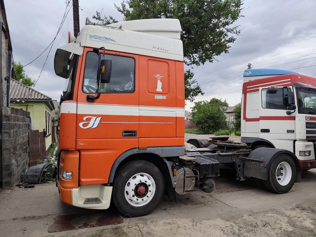 DAF XF 95.430 - Влекач: снимка 2 DAF XF 95.430 - Влекач: снимка 2
