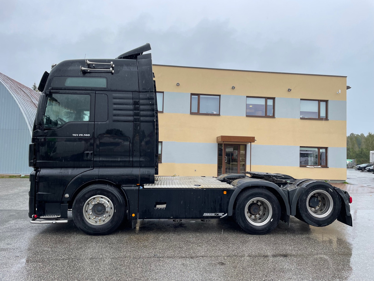 MAN TGX 28.560 - Влекач: снимка 4 MAN TGX 28.560 - Влекач: снимка 4