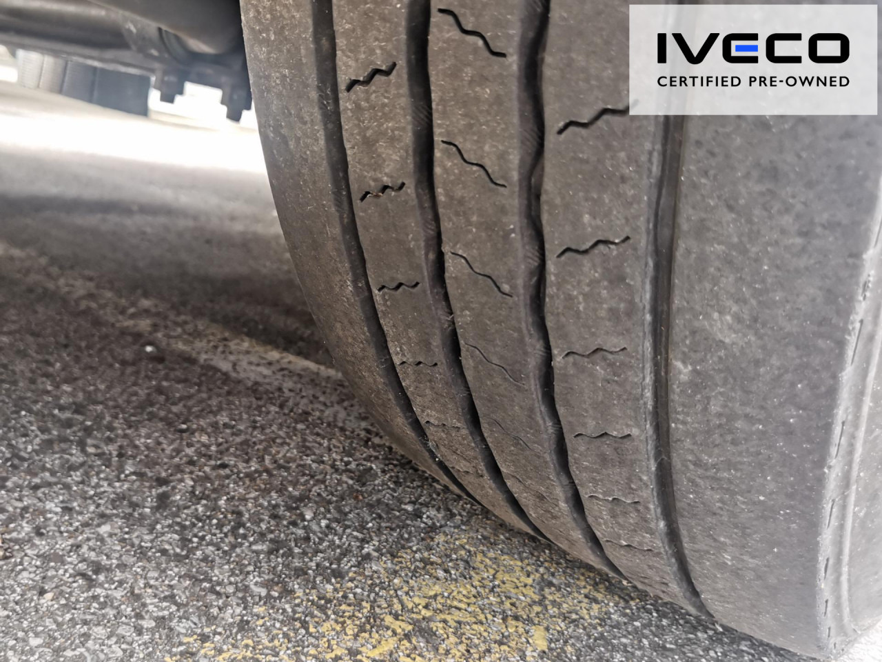 IVECO Pritsche-Schiebeplane-LBW - Камион с брезент: снимка 2 IVECO Pritsche-Schiebeplane-LBW - Камион с брезент: снимка 2