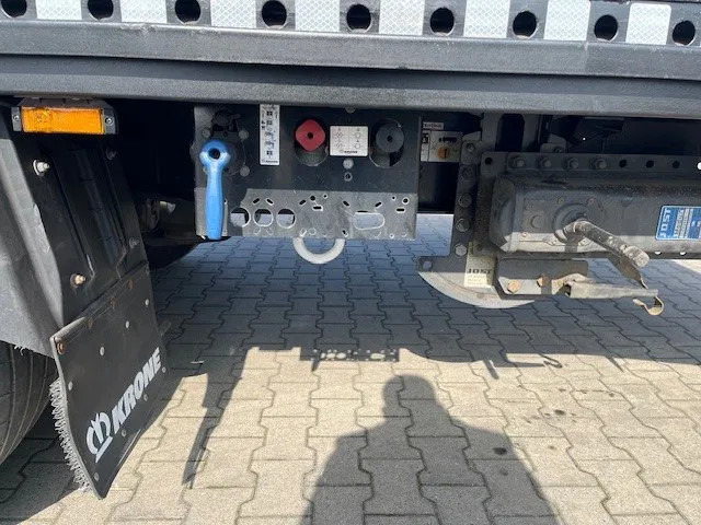 Затворена каросерия полуремарке Krone 2018 XL P400 MEGA HUPAC - FERRY SPEC TRAILER WITH RAMPS: снимка 18