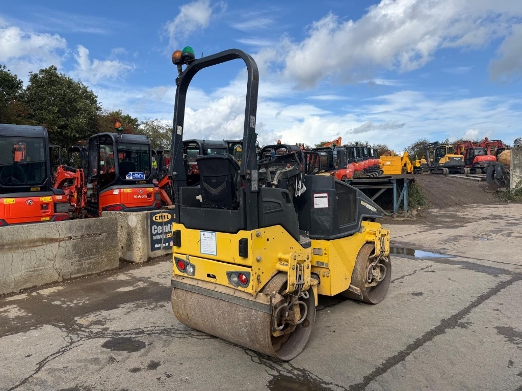 Bomag BW 120 AD-5  - Пътен валяк: снимка 3 Bomag BW 120 AD-5  - Пътен валяк: снимка 3