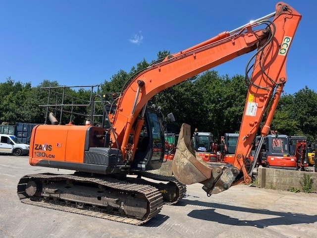 Hitachi ZX 130 LC N-5 - Верижен багер: снимка 2 Hitachi ZX 130 LC N-5 - Верижен багер: снимка 2