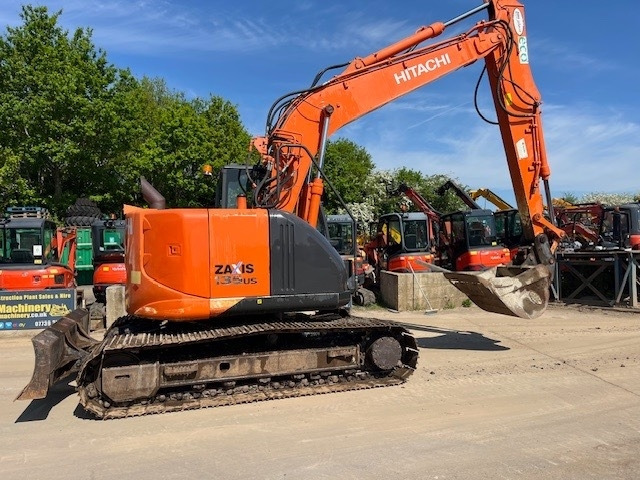 Hitachi ZX 135 US 5-B - Верижен багер: снимка 1 Hitachi ZX 135 US 5-B - Верижен багер: снимка 1