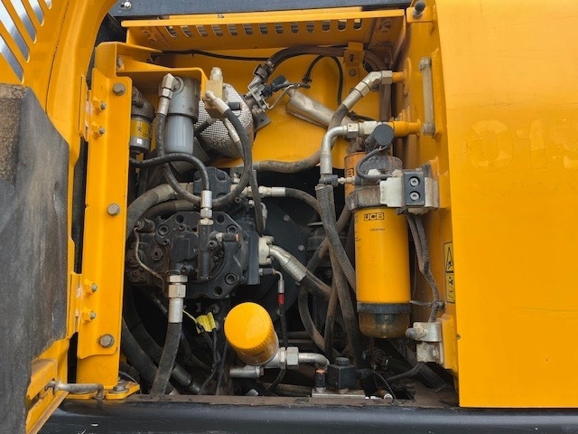 Колесен багер JCB JS 145 W: снимка 11