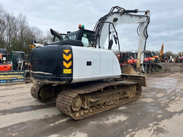 JCB JS145LCD - Верижен багер: снимка 2 JCB JS145LCD - Верижен багер: снимка 2