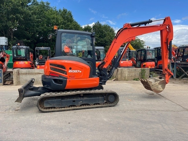 Kubota KX 057-4 - Мини багер: снимка 1 Kubota KX 057-4 - Мини багер: снимка 1