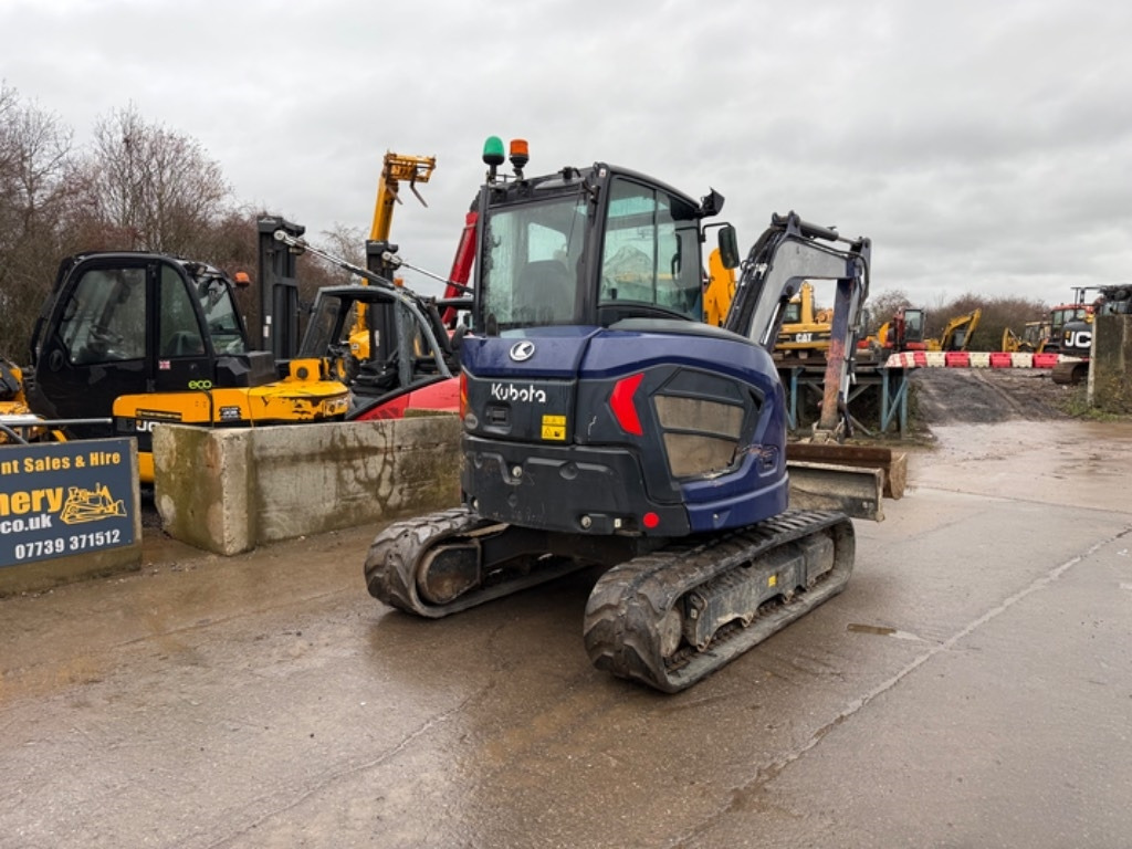 Kubota U 50-3 - Мини багер: снимка 3 Kubota U 50-3 - Мини багер: снимка 3