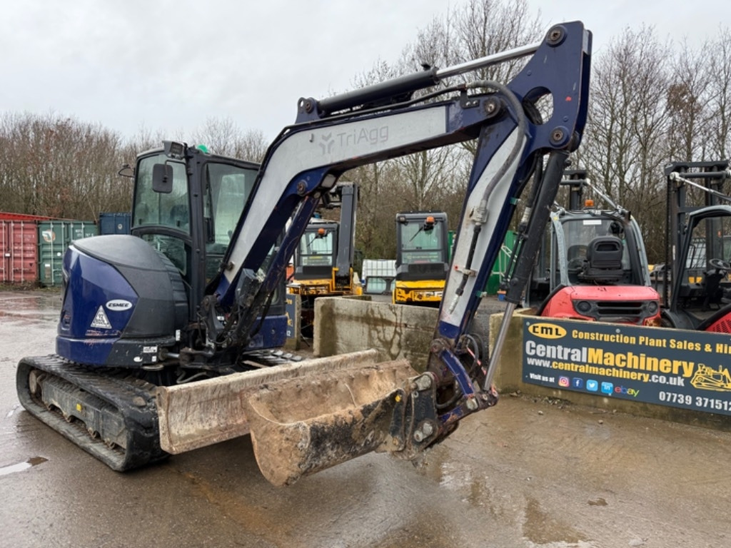 Kubota U 50-3 - Мини багер: снимка 5 Kubota U 50-3 - Мини багер: снимка 5