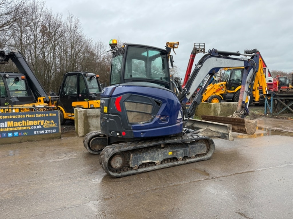 Kubota U 50-3 - Мини багер: снимка 2 Kubota U 50-3 - Мини багер: снимка 2