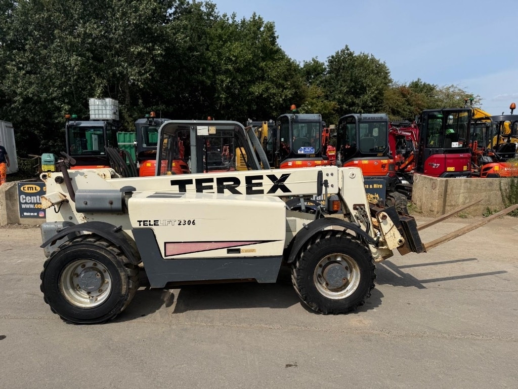 Телескопичен товарач Terex 2306: снимка 1
